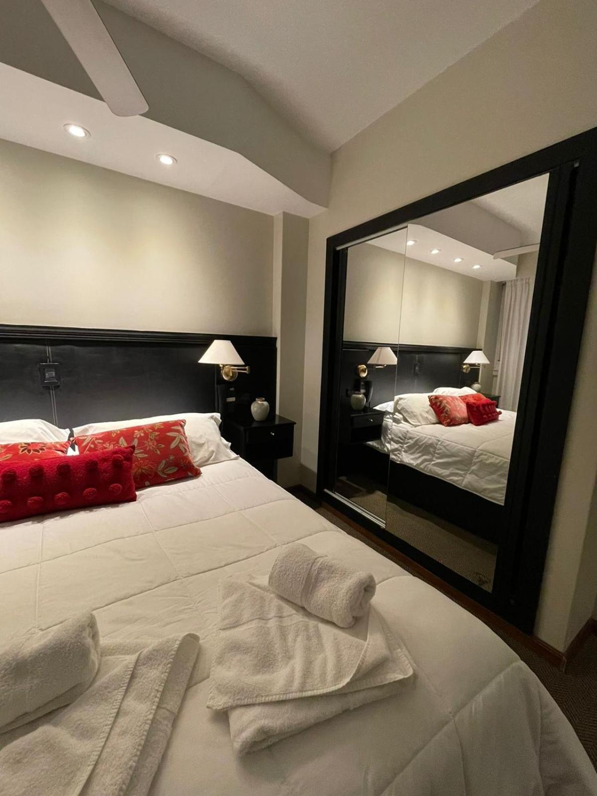 Hotel Coll Oficial - Bragado Provincia De Bs As المظهر الخارجي الصورة