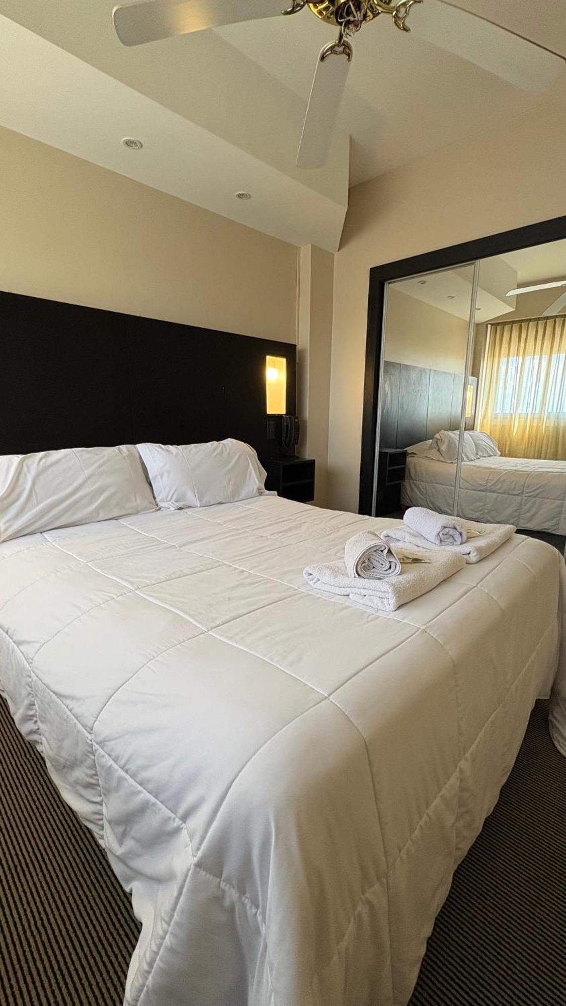 Hotel Coll Oficial - Bragado Provincia De Bs As المظهر الخارجي الصورة